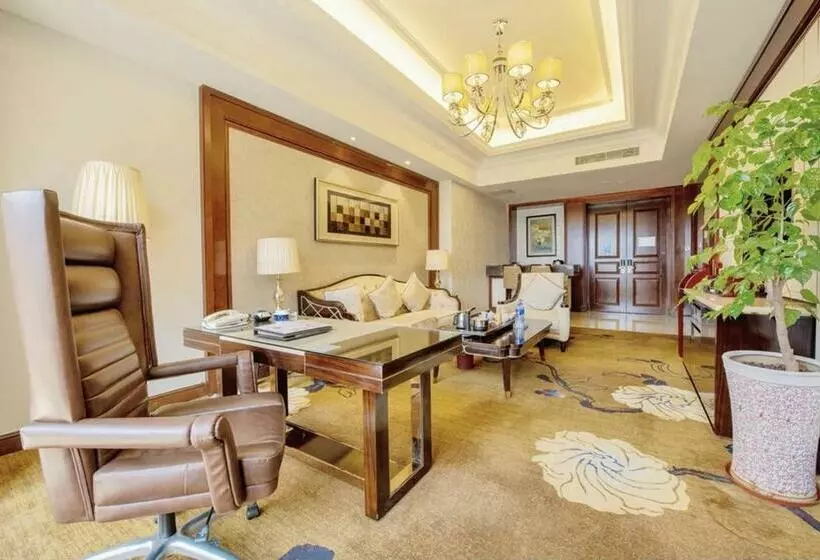 キングサイズベッドのデラックススイート, Days Hotel By Wyndham Logan City Huizhou