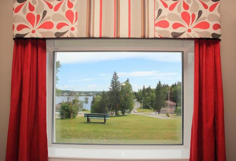 スーペリアの4人部屋, Ermitage Saintantoine