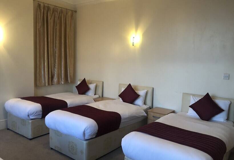 家庭间, Gatwick Inn