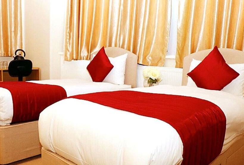 Номер Deluxe, Gatwick Inn