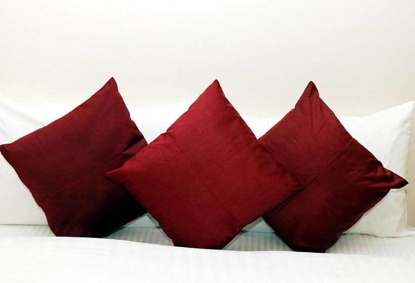 Номер Superior, Gatwick Inn