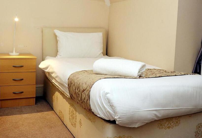 带共用浴室的标准房间, Gatwick Inn