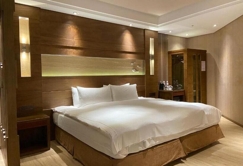 اتاق پرمیوم, Green World Taipei Station