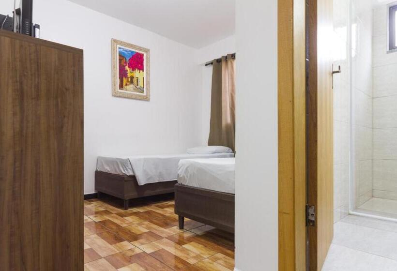 スタンダードルーム, Holiday Foz