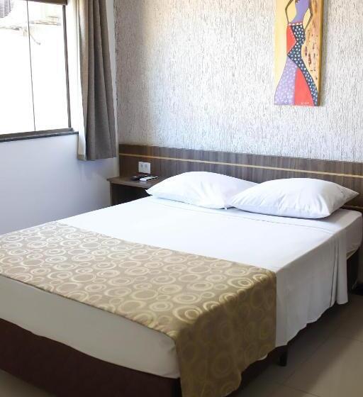 エコノミールーム, Holiday Foz