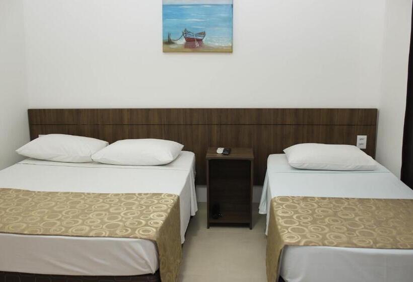 スタンダードトリプルルーム, Holiday Foz