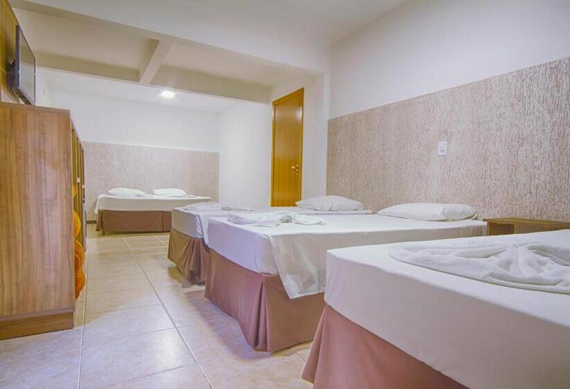 スタンダード4人部屋, Holiday Foz