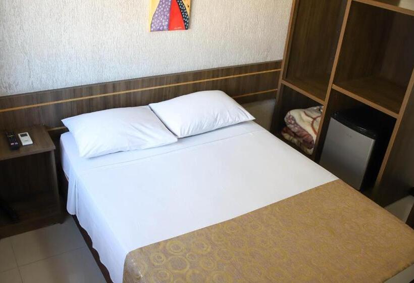 スタンダードルーム, Holiday Foz