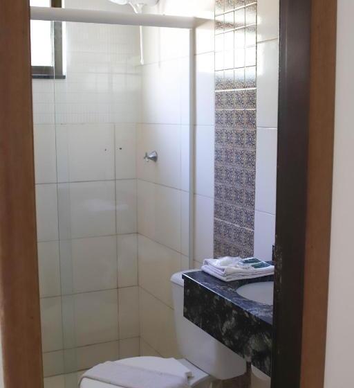 スタンダード4人部屋, Holiday Foz