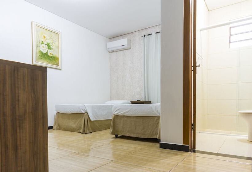 スタンダードルーム, Holiday Foz