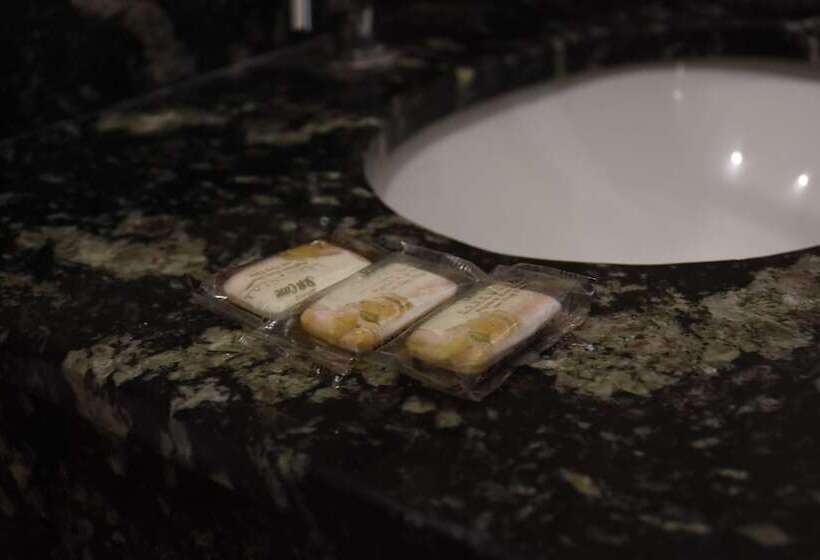 ファミリールーム, Holiday Foz