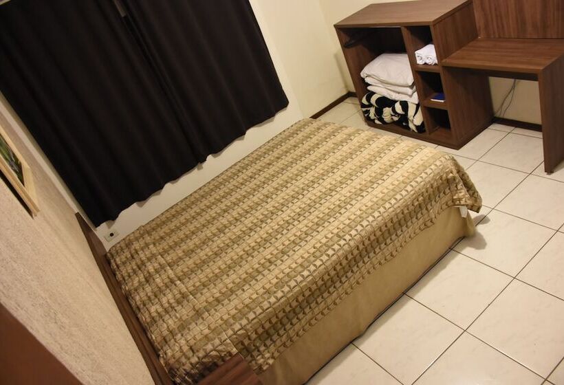 スタンダードルーム, Holiday Foz