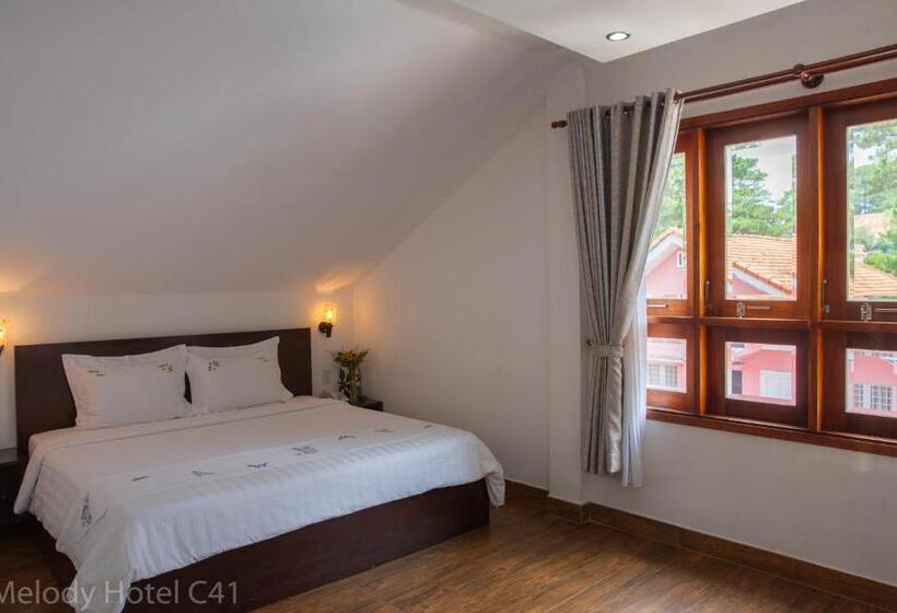 اتاق استاندارد, Melody