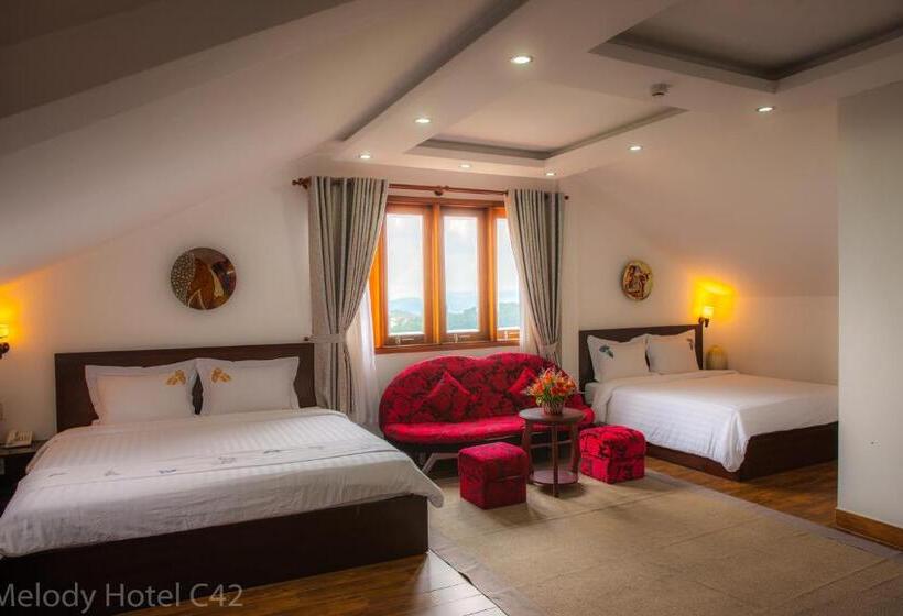 اتاق لوکس خانوادگی, Melody