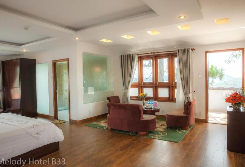 اتاق اجرایی, Melody