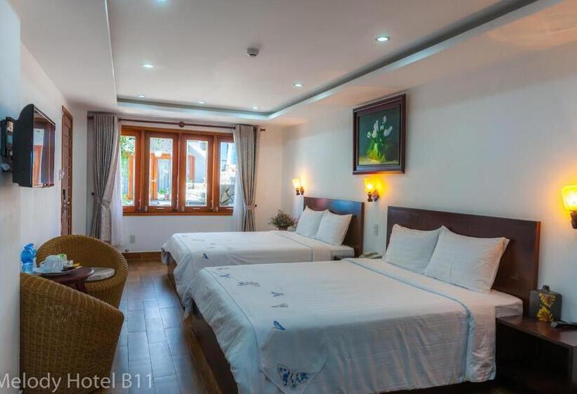 اتاق سوپریور, Melody