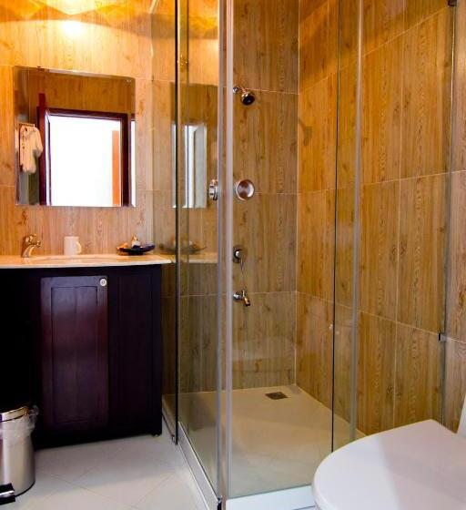 اتاق سوپریور با تخت بزرگ, Melody