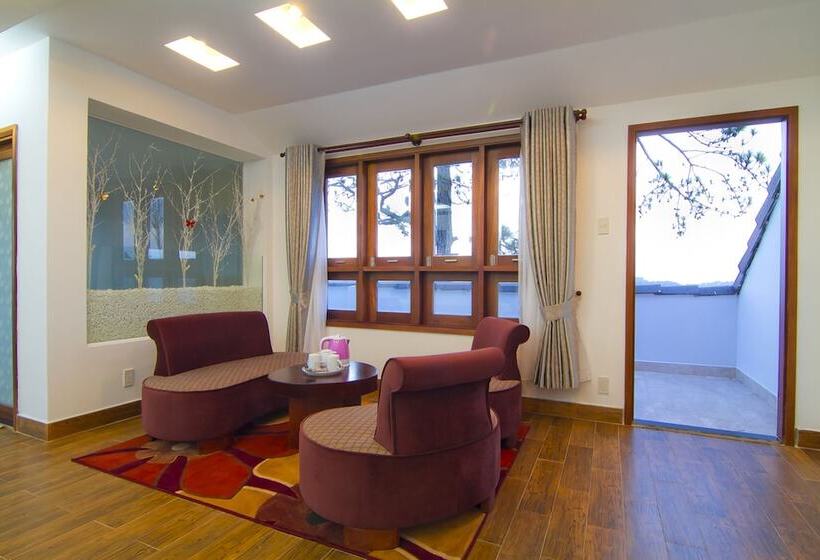 اتاق استاندارد, Melody