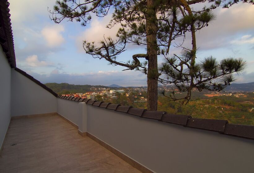 اتاق استاندارد, Melody