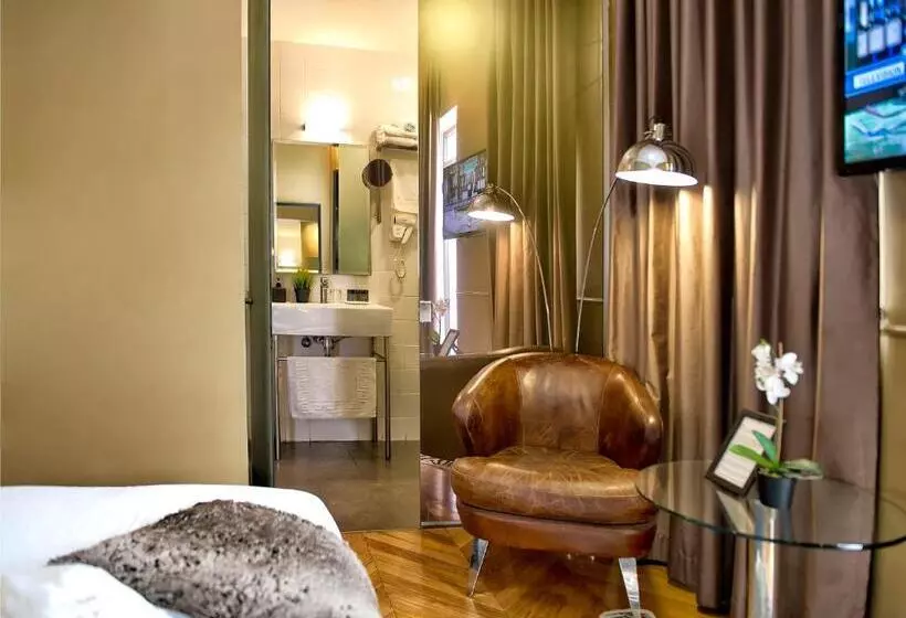 Executive Room