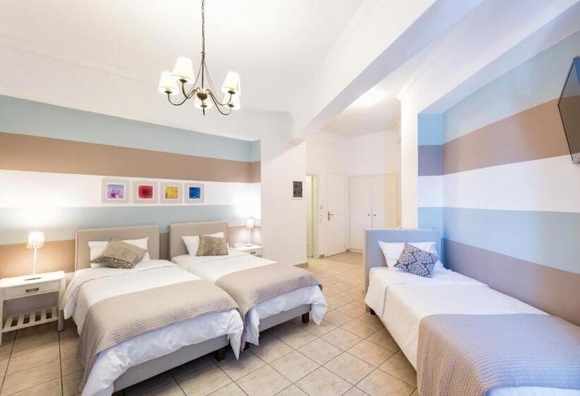 Triple Room Sea View, Oasis