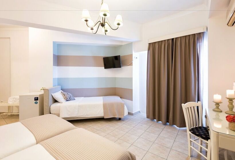 Triple Room Sea View, Oasis