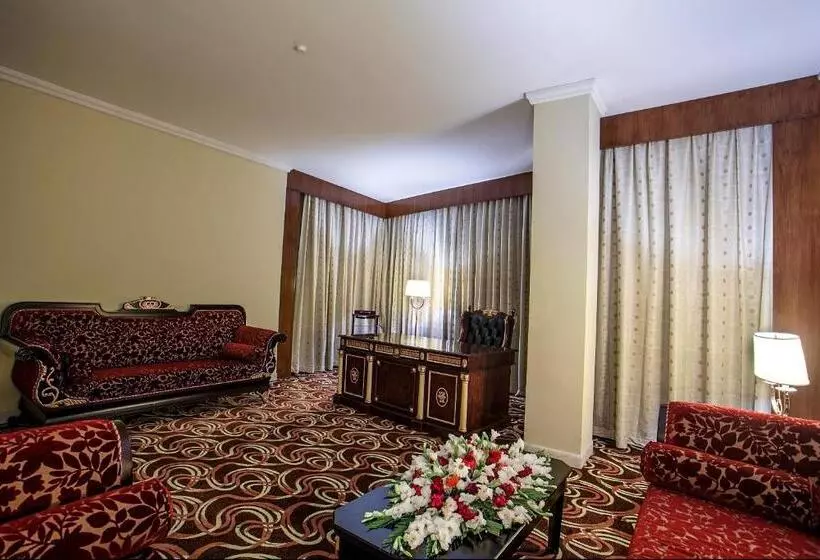سوئیت پرزیدنت, Rose View