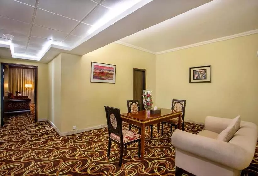 سوئیت پرزیدنت, Rose View