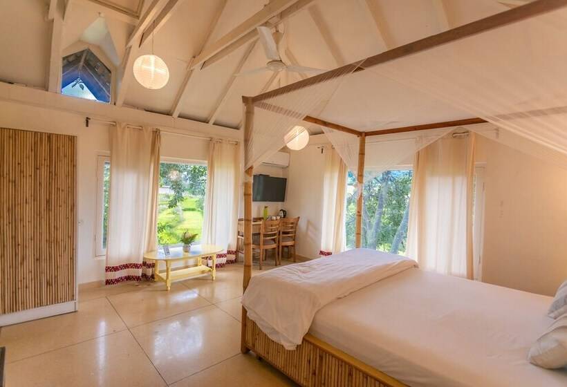 غرفة قياسية, Seclude Palampur