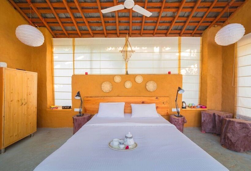 منزل غرفة نوم واحدة, Seclude Palampur