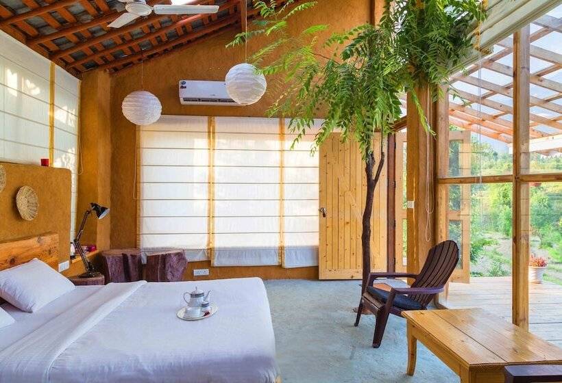 منزل غرفة نوم واحدة, Seclude Palampur