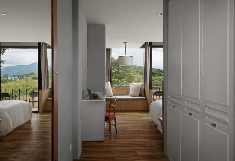 חדר דלוקס עם מרפסת, Sirinati Khao Kho