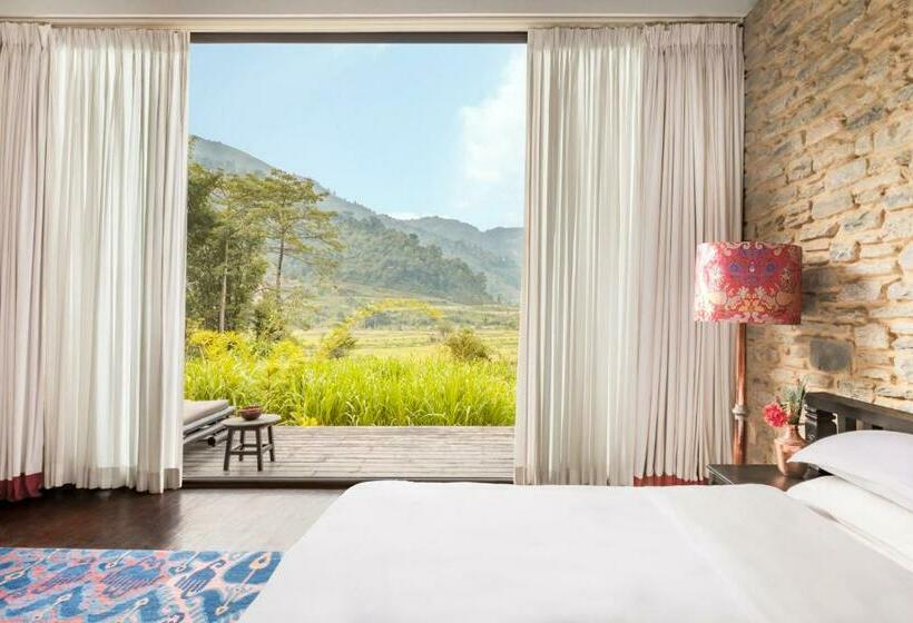 اتاق کلاسیک, The Pavilions Himalayas The Farm