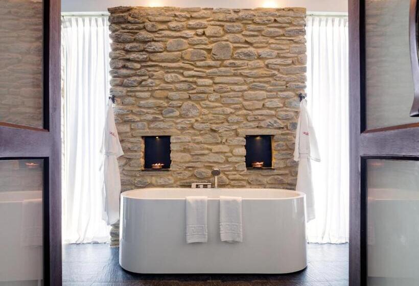 کلبه ییلاقی, The Pavilions Himalayas The Farm