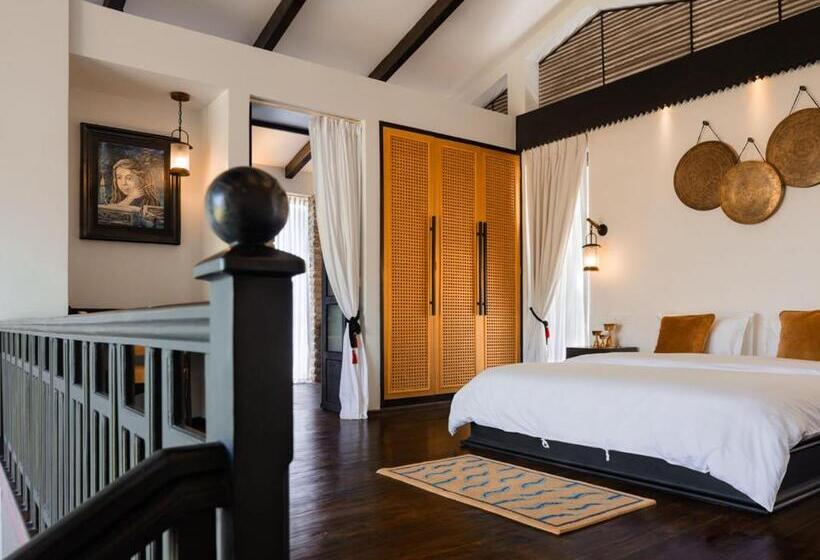 کلبه ییلاقی, The Pavilions Himalayas The Farm