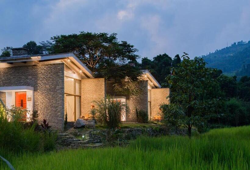 کلبه ییلاقی, The Pavilions Himalayas The Farm