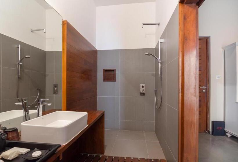 수피리어 룸 측면 바다 전망, W15 Weligama