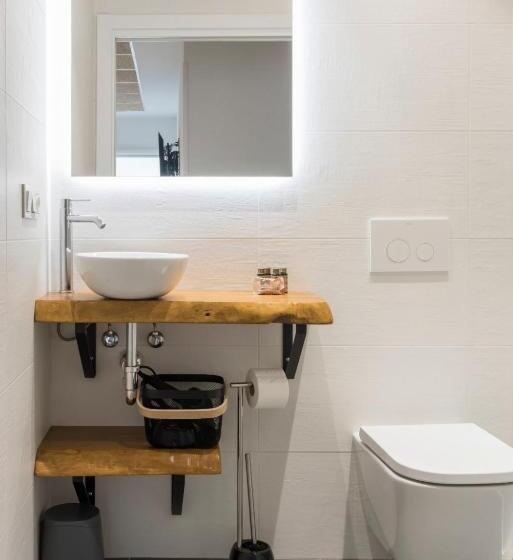 إستديو عائلى, Elegant Rooms Lasarte