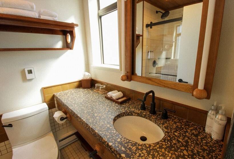 غرفة قياسية سرير كينج, Lodge At Marconi