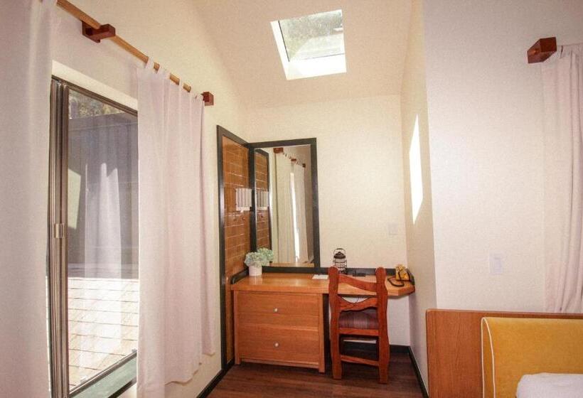 جناح ديلوكس, Lodge At Marconi