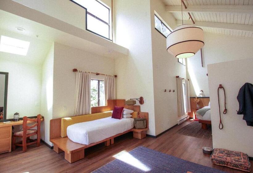 جناح ديلوكس, Lodge At Marconi