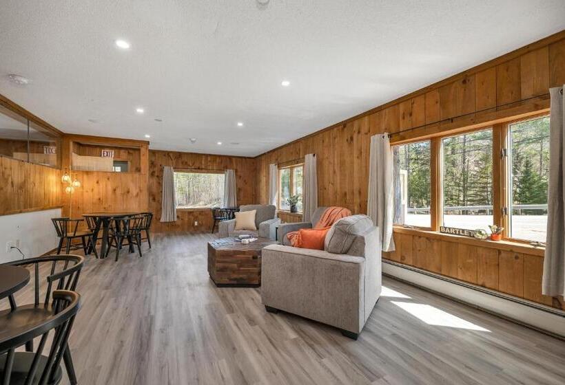 수피리어 패밀리 룸, The Inn & More