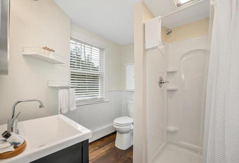 수피리어 패밀리 룸, The Inn & More