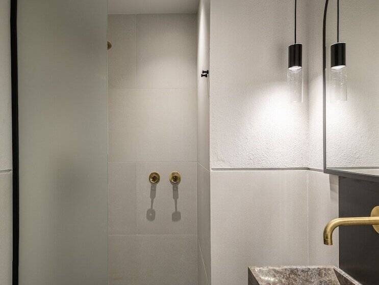 2 Bedrooms Suite Sea View, Unedo All Seasons