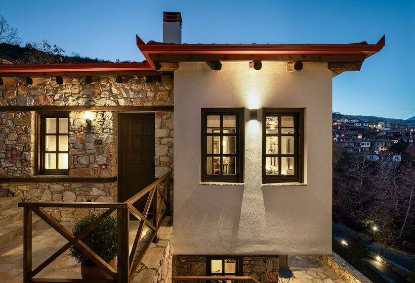 2 Bedrooms Suite Sea View, Unedo All Seasons