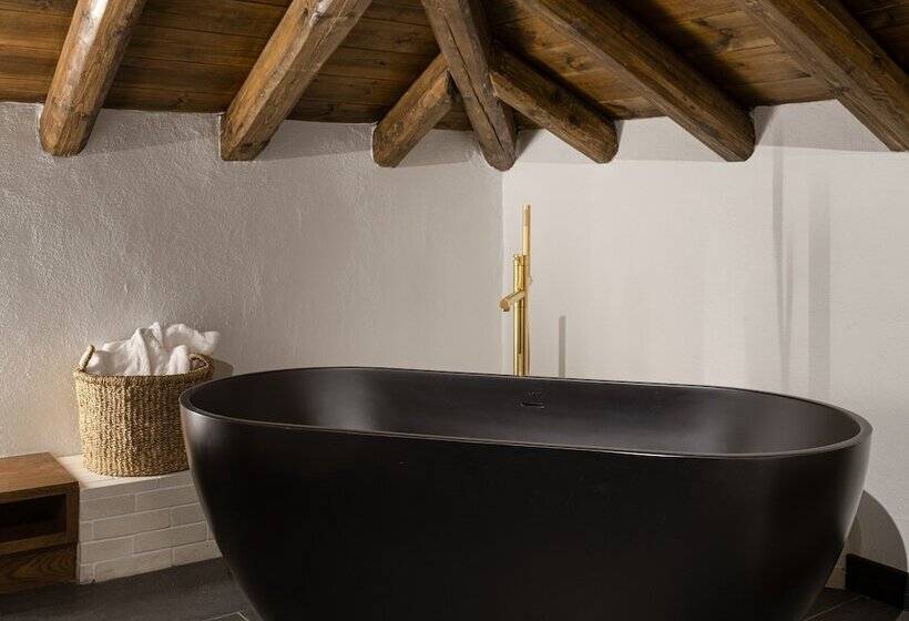 Люкс Вид на Море, Unedo All Seasons