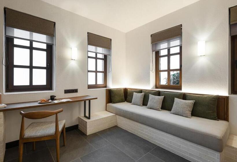 주니어 스위트 바다 전망, Unedo All Seasons