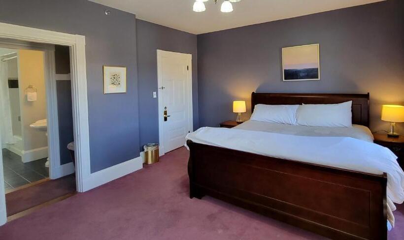 إستوديو ديلوكس, The Elizabeth Inn And Restaurant