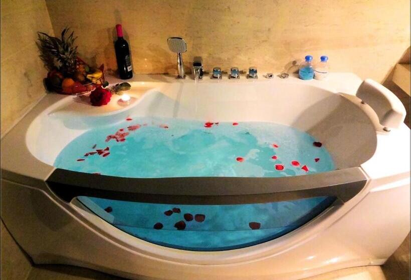 Camera Standard Letto King, Prytaneio Design