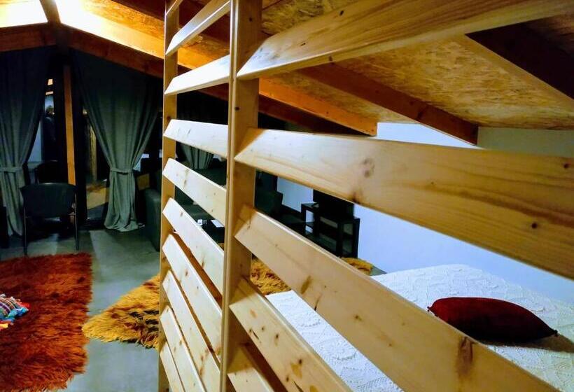 Camera Attico, Prytaneio Design